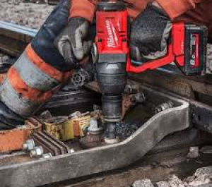 Sai lầm lớn nhất khi mua máy siết bu lông: Chỉ nhìn lực Nm