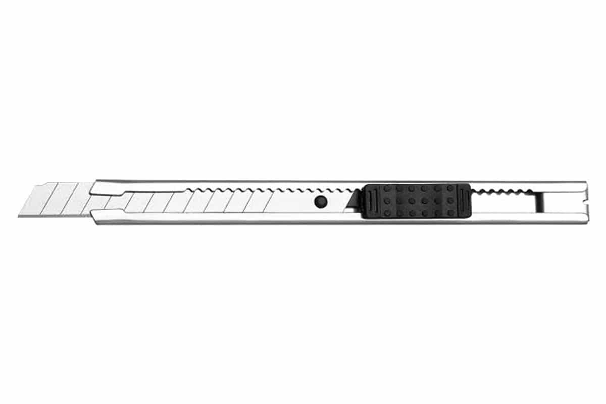 Dao rọc giấy 9x80mm INGCO HKNS1806