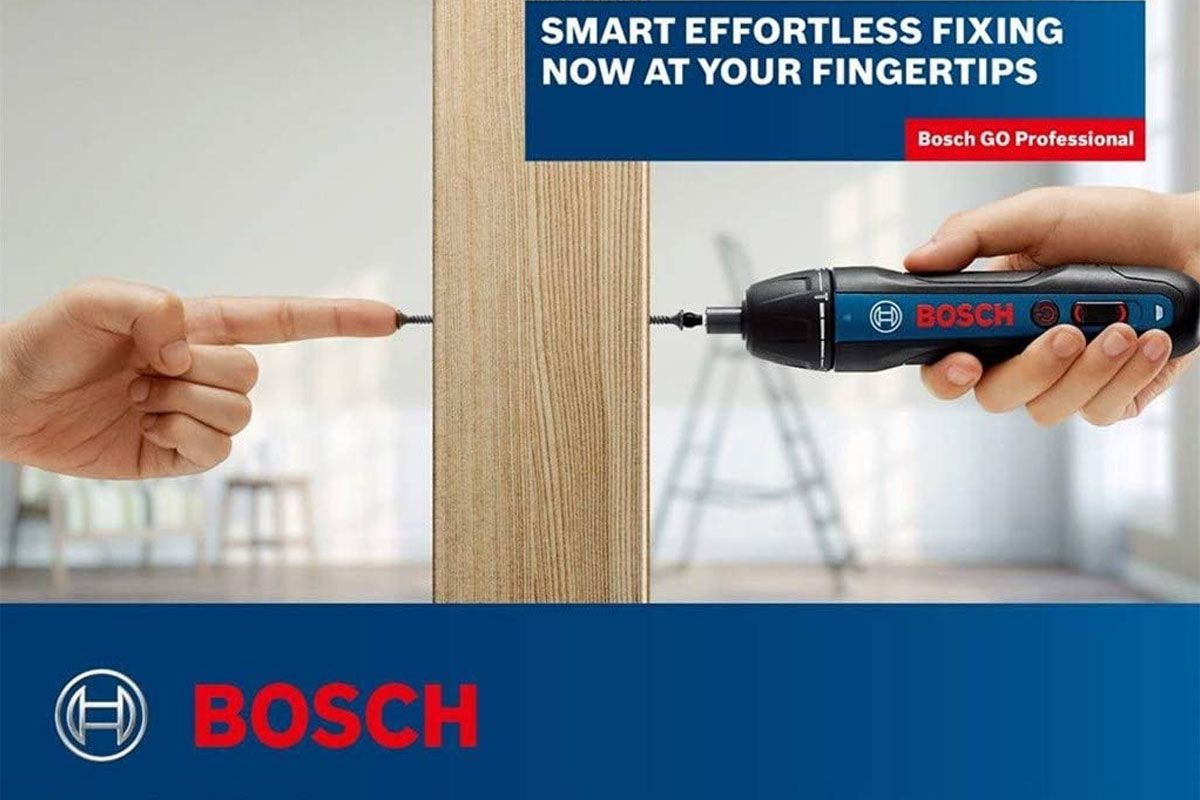 Máy vặn vít dùng pin + 2 mũi vít Bosch Go 2