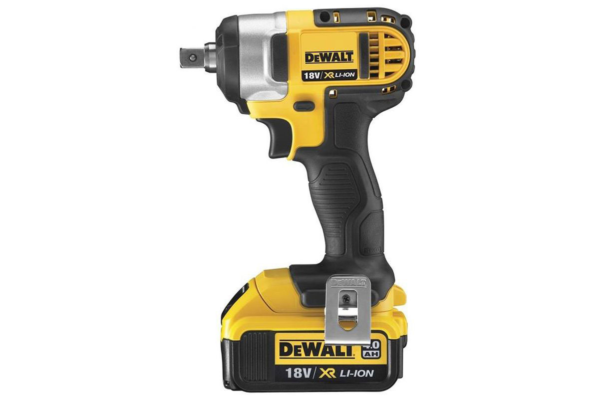 Máy vặn vít pin 18V Dewalt DCF885D2