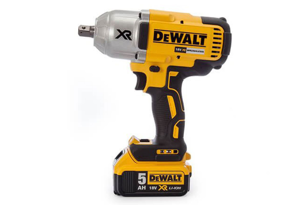 Máy siết bulon pin 18V Dewalt DCF899HM2