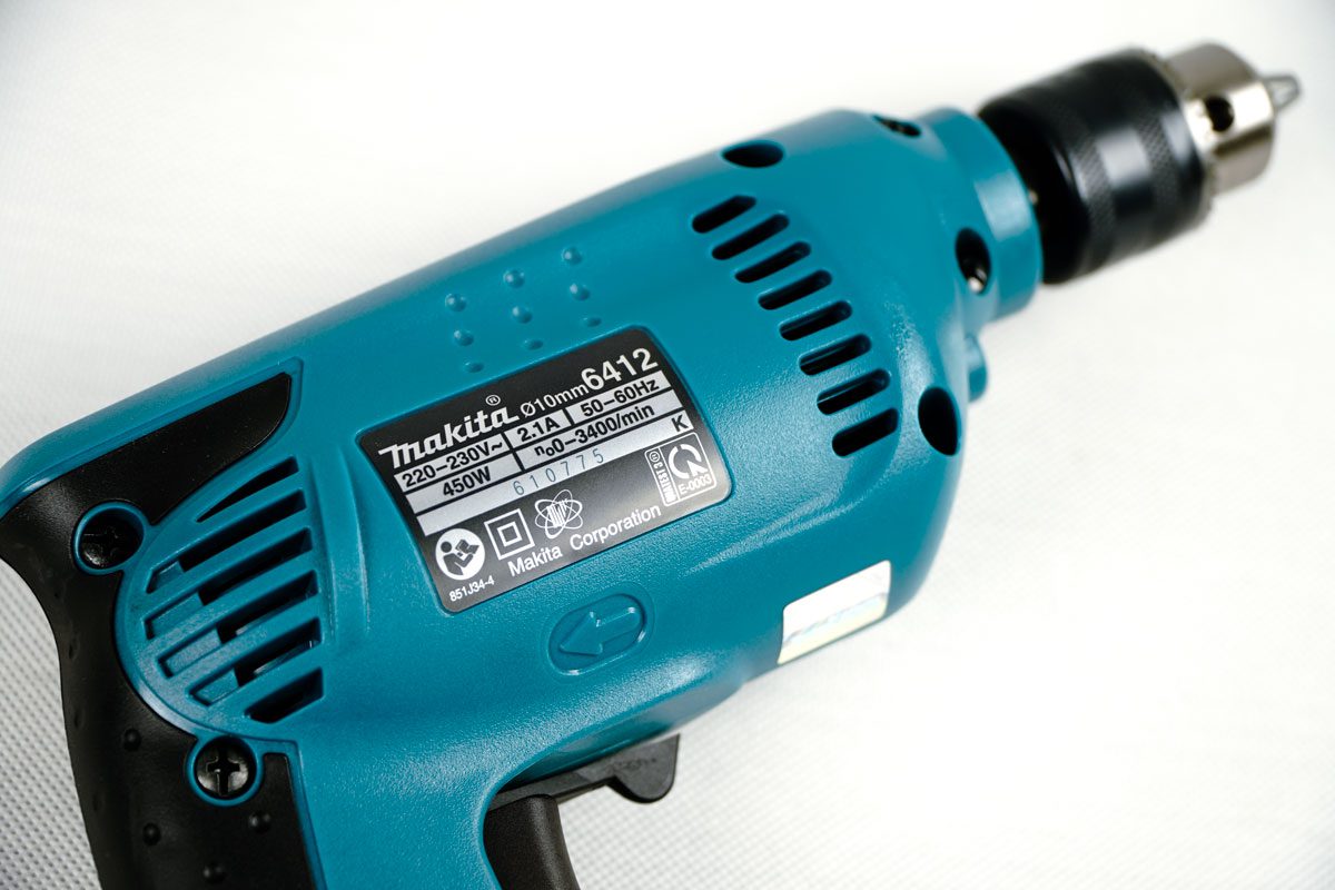 Máy khoan sắt 10mm Makita 6412