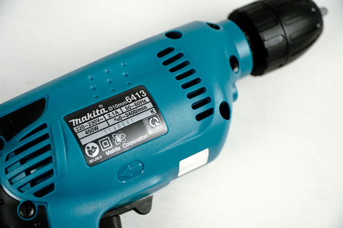 Máy khoan sắt 10mm Makita 6413