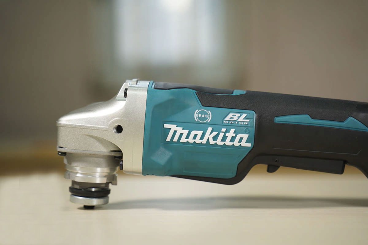 Máy mài góc pin 18V Makita DGA408RTJ1