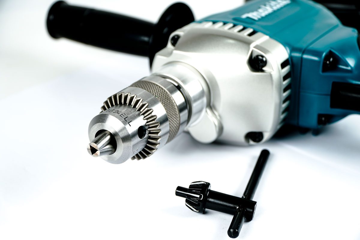 Máy khoan sắt 16mm Makita DS5000