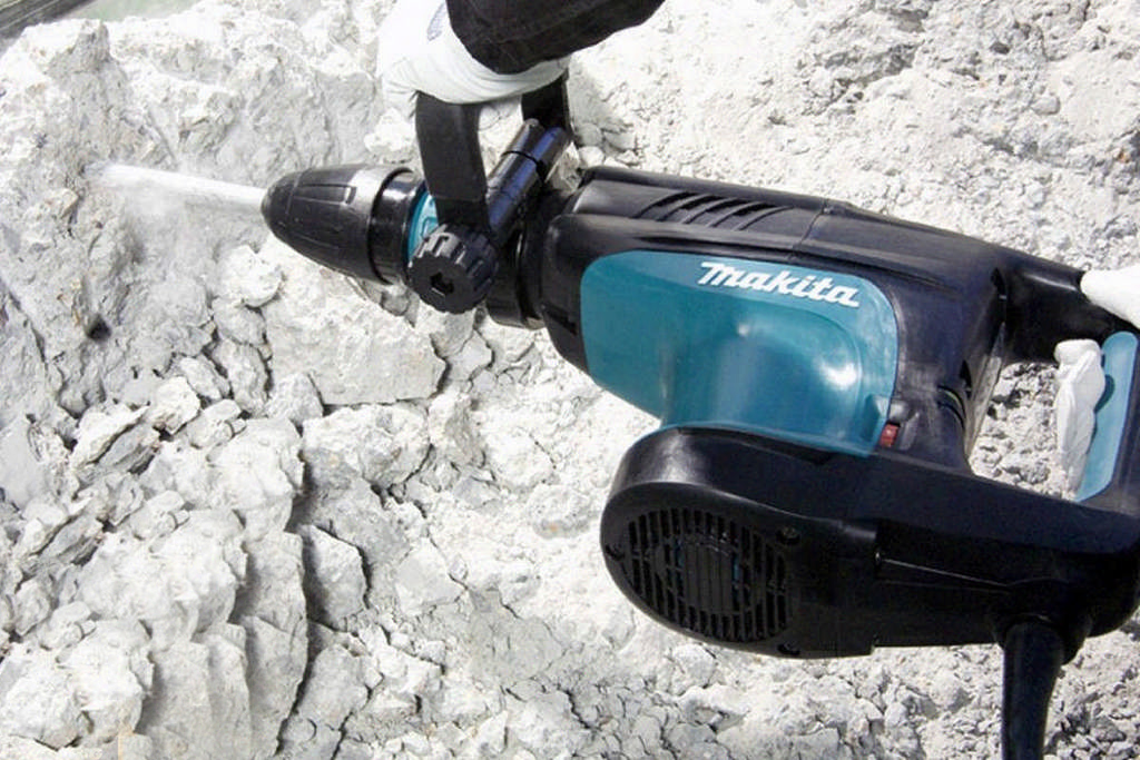 Máy đục bê tông SDS MAX Makita HM1213C