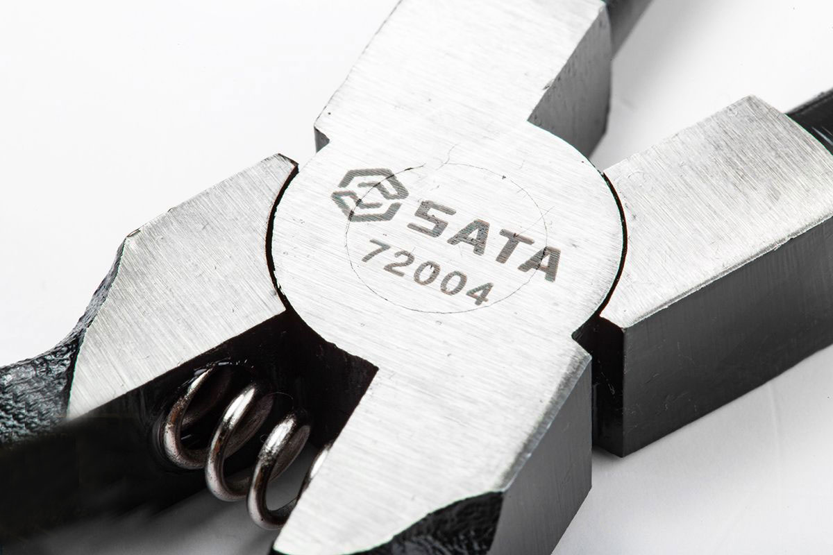 Kềm lấy phe trong mũi thẳng 7in Sata 72004