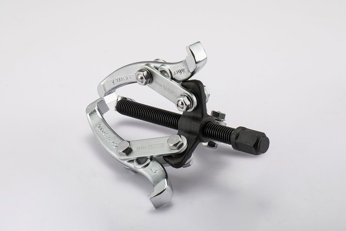 Cảo 3 chấu 6in/150mm Sata 90636
