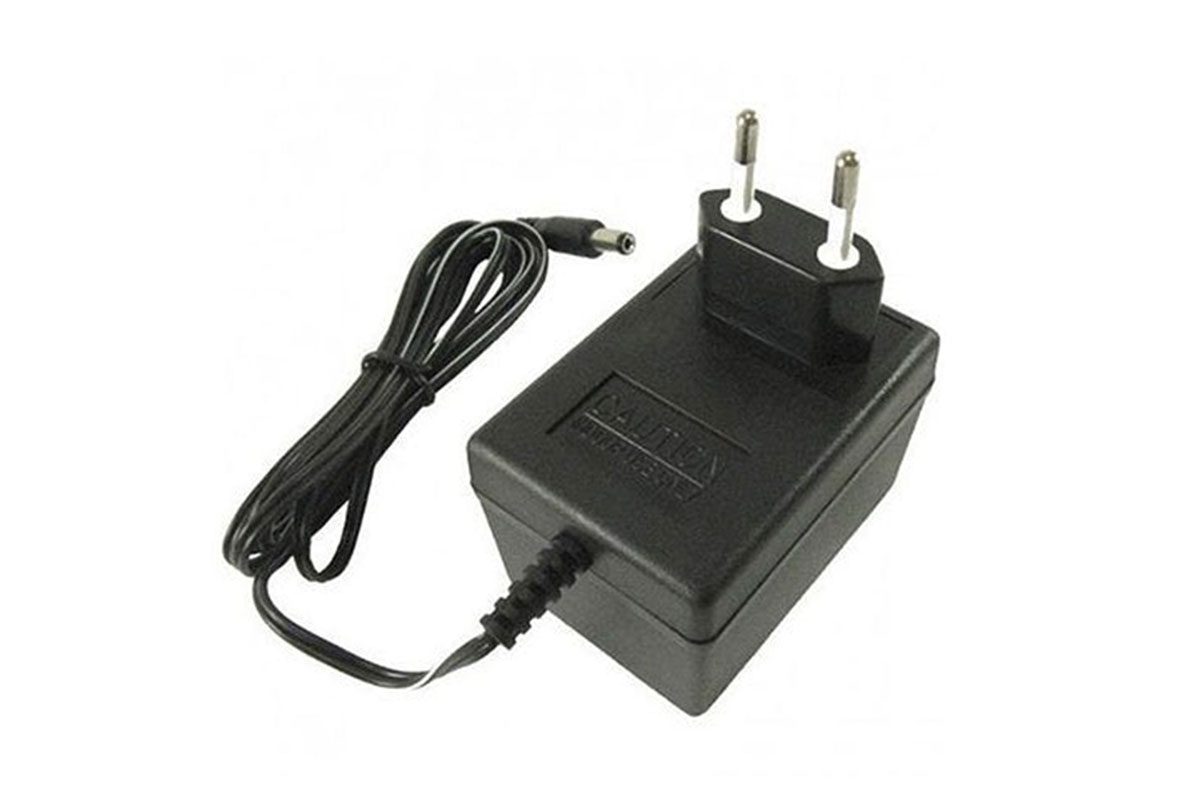 Sạc pin 6723DW Makita TL00000023