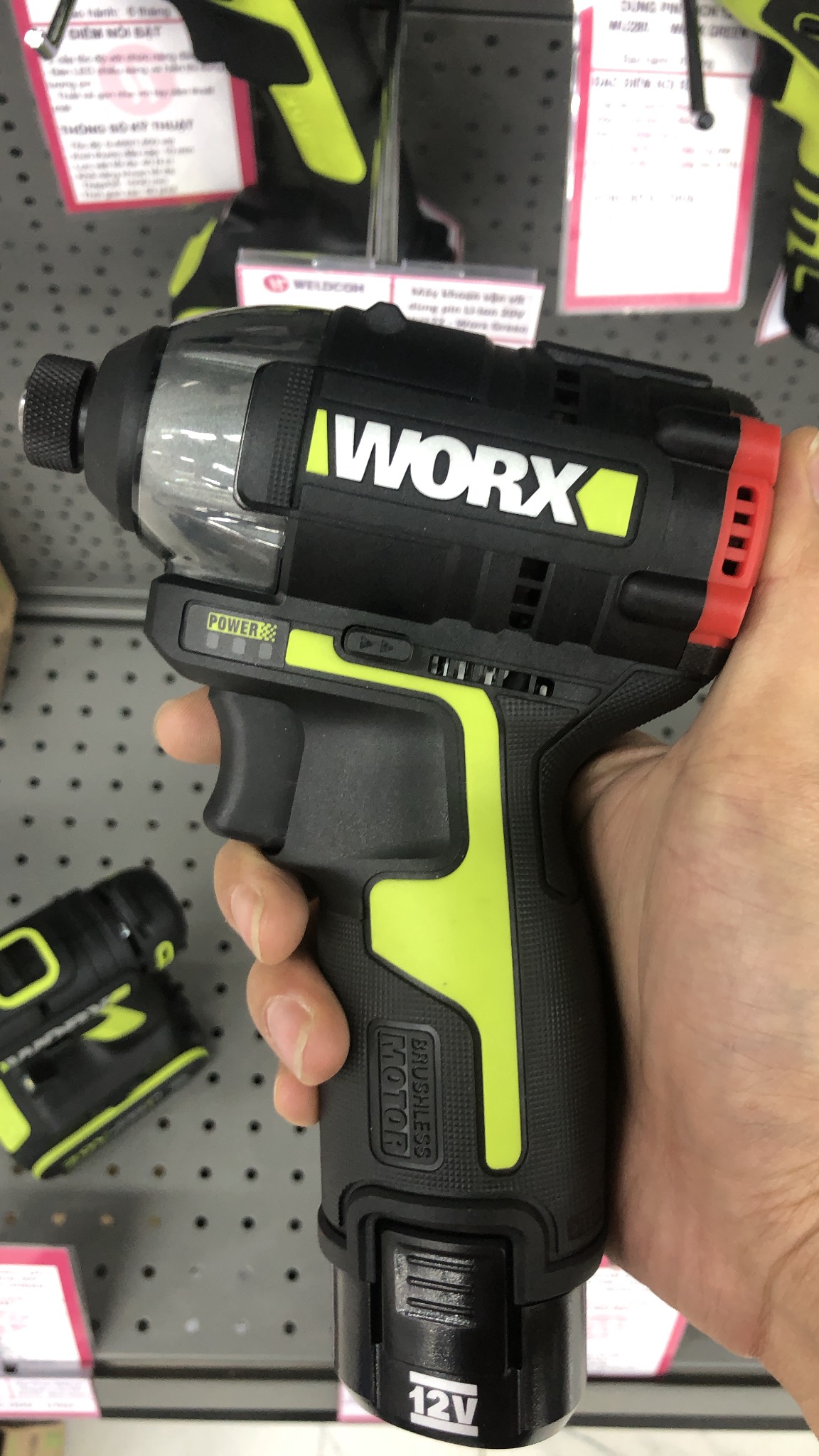 Máy vặn vít động lực WU132- Worx Green