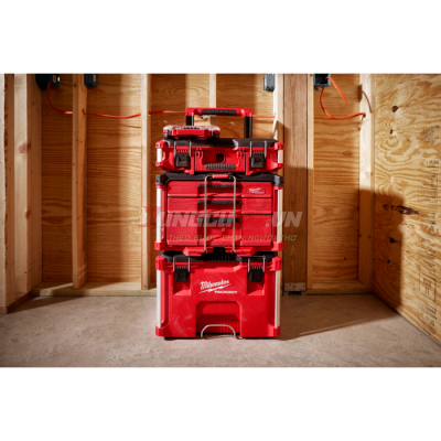 Hộp đựng dụng cụ Milwaukee cùng hệ PACKOUT™ 48-22-8447
