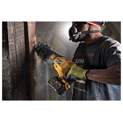 Máy cưa kiếm pin 54V DeWALT DCS388T1-KR
