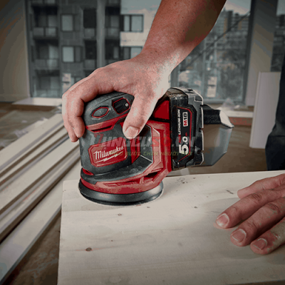 Máy chà nhám Milwaukee M18 BOS125-0X0