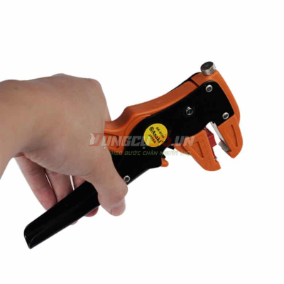 Kềm tuốt dây điện mỏ quạ 0.5 &#8211; 6mm2 Asaki AK-9104