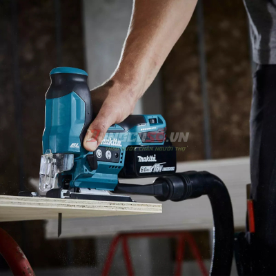 Máy cưa lọng dùng pin 18V Makita DJV185Z