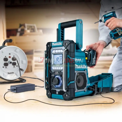 Radio Công Trường Có Chức Năng Sạc Dùng Pin Và Điện Makita DMR300