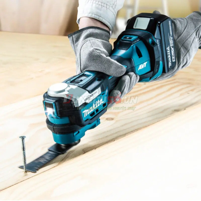 Máy đa năng dùng pin 18V Makita DTM52RTJX