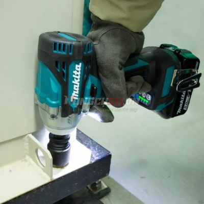 Máy Siết Bu Lông Pin 18V Cốt 3/8” Makita DTW302RTJ