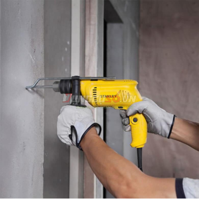 Máy khoan động lực 13mm Stanley SDH600K-B1