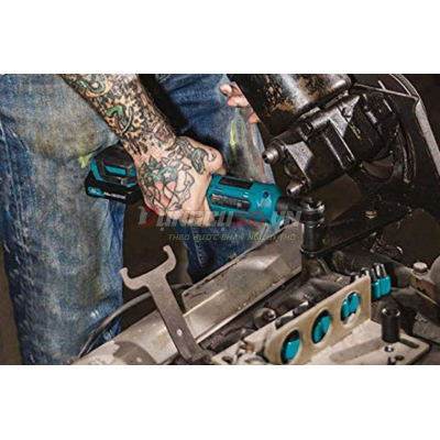 Thân máy siết bu lông xuyên tâm pin 12V Makita WR100DZ